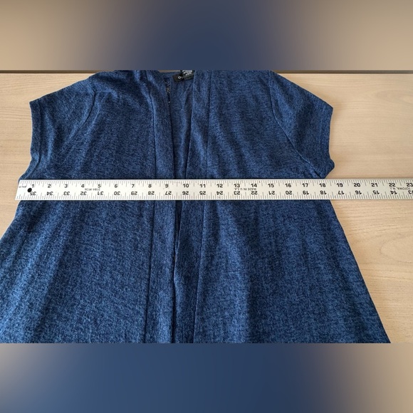 August Silk Denim Blue Open Front  Lace Back Cardigan / Size Large NWT - Picture 5 of 13